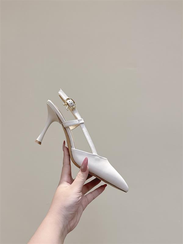 2025112810123661 300